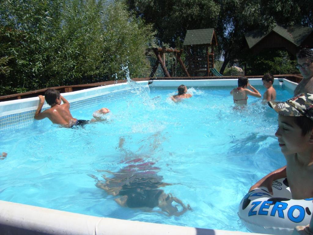 Casa Dintre Salcii 호텔 Uzlina 외부 사진