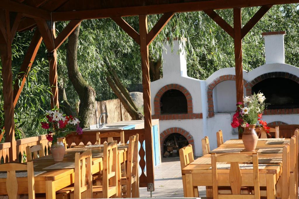 Casa Dintre Salcii 호텔 Uzlina 외부 사진